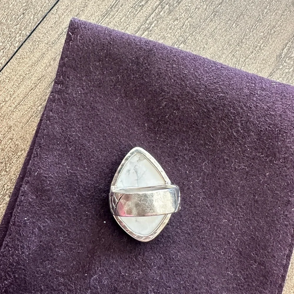 Silpada Mosiac Howlite & Mother of Pearl Ring - Sterling Silver - Picture 3 of 5